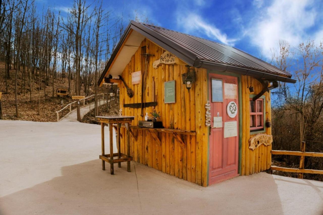 Etno Village Dolina Srece Vitez Exteriör bild