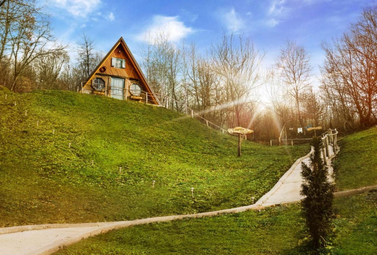 Etno Village Dolina Srece Vitez Exteriör bild