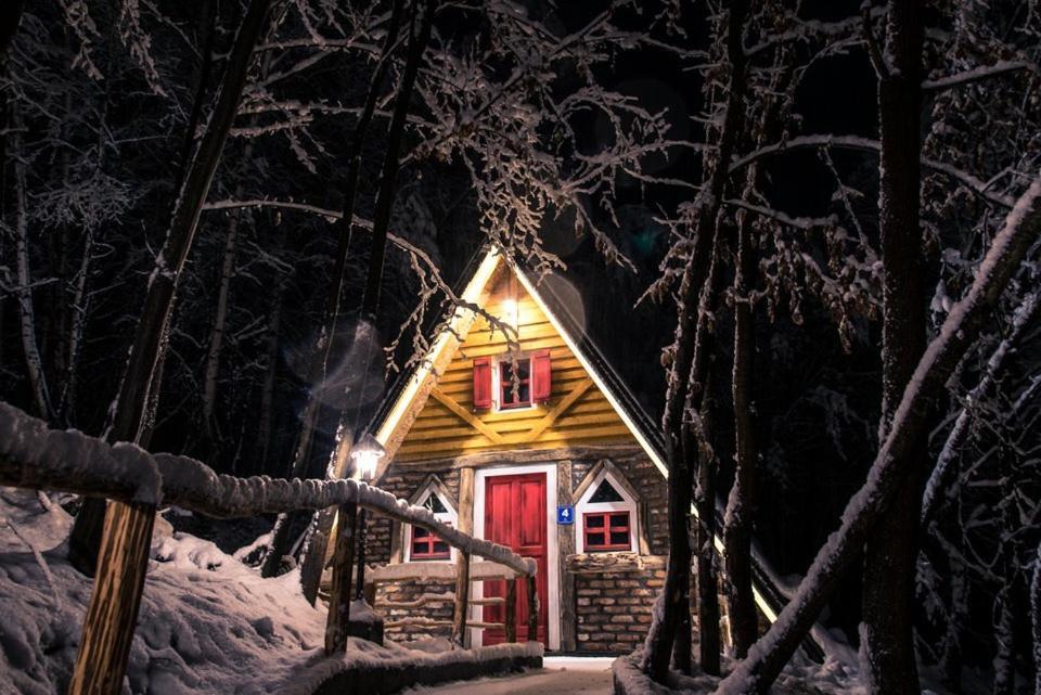 Etno Village Dolina Srece Vitez Exteriör bild