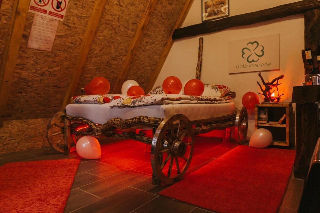Etno Village Dolina Srece Vitez Exteriör bild