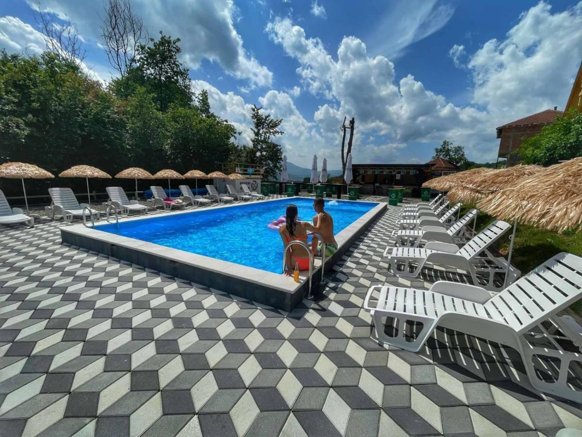 Etno Village Dolina Srece Vitez Exteriör bild