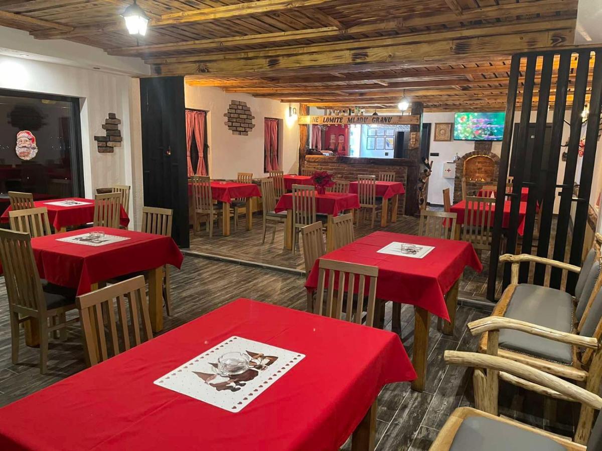 Etno Village Dolina Srece Vitez Exteriör bild
