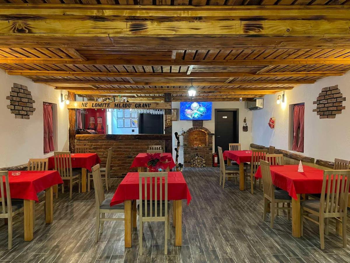 Etno Village Dolina Srece Vitez Exteriör bild